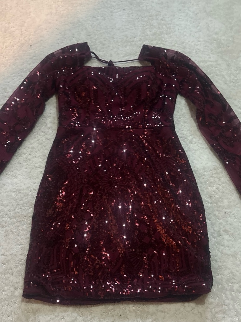 Amazon Women's Long Sleeve Sequin Bodycon Dress - Burgundy